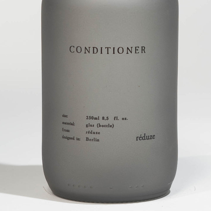 Conditioner - CARE Bottle - Blurry Black