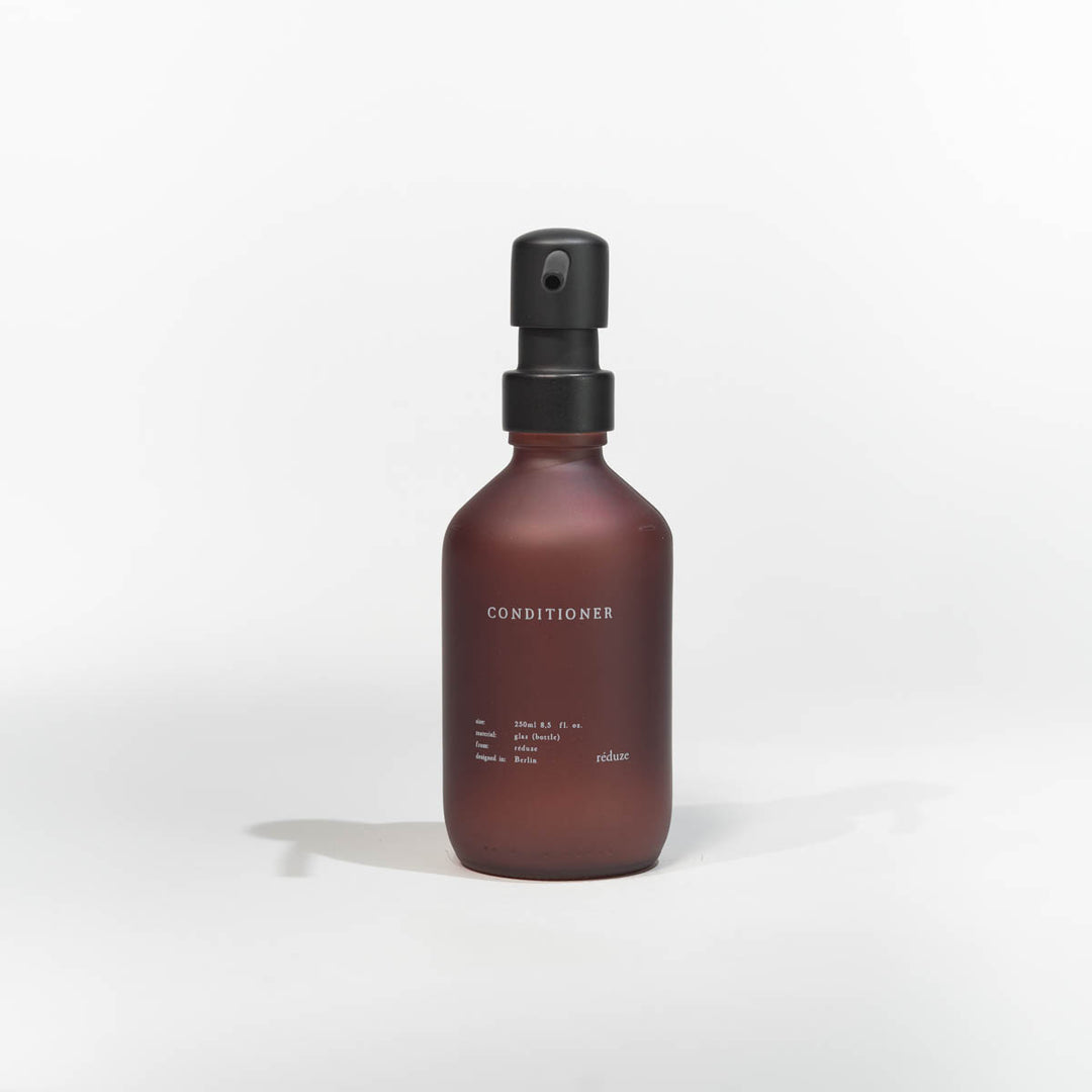 Conditioner - CARE Bottle - Blurry Red