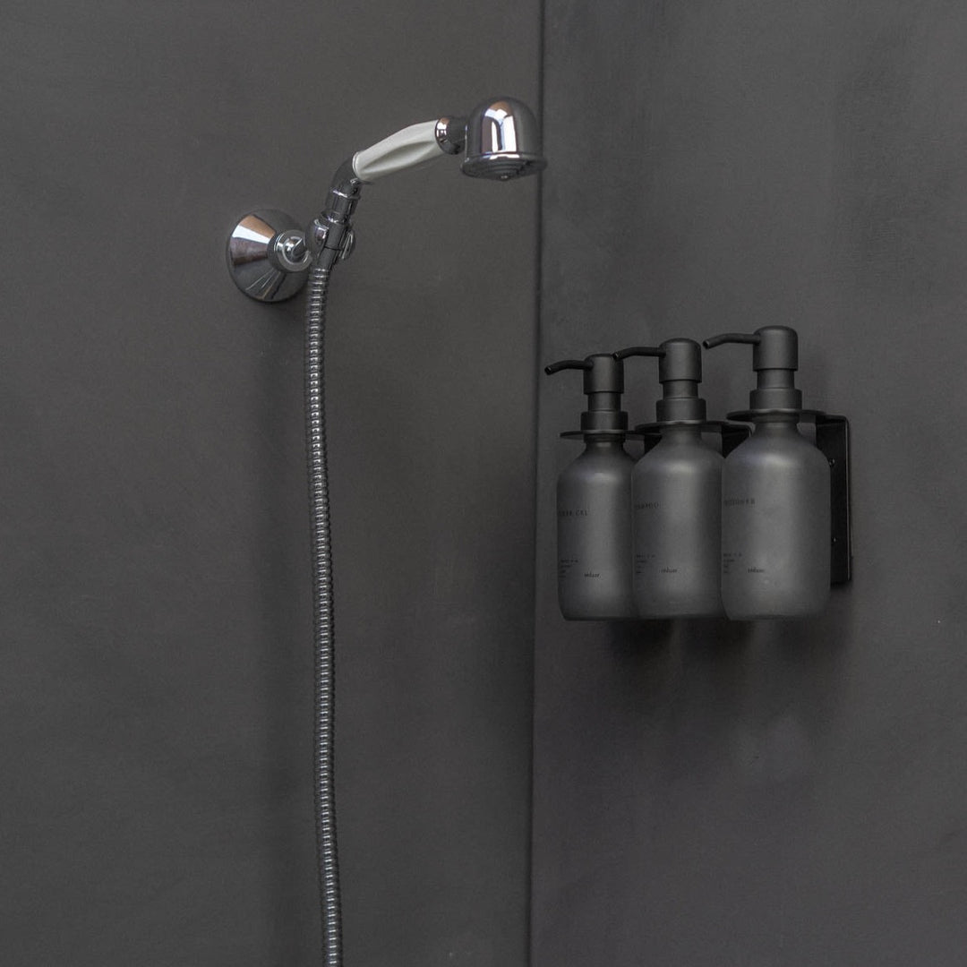 Trio in the shower - CARE Set - Blurry Black 